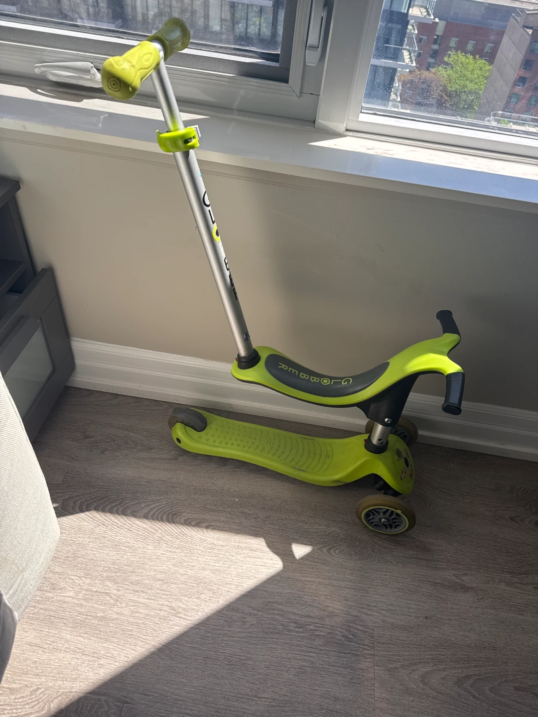 Globber 3-Wheel Scooter