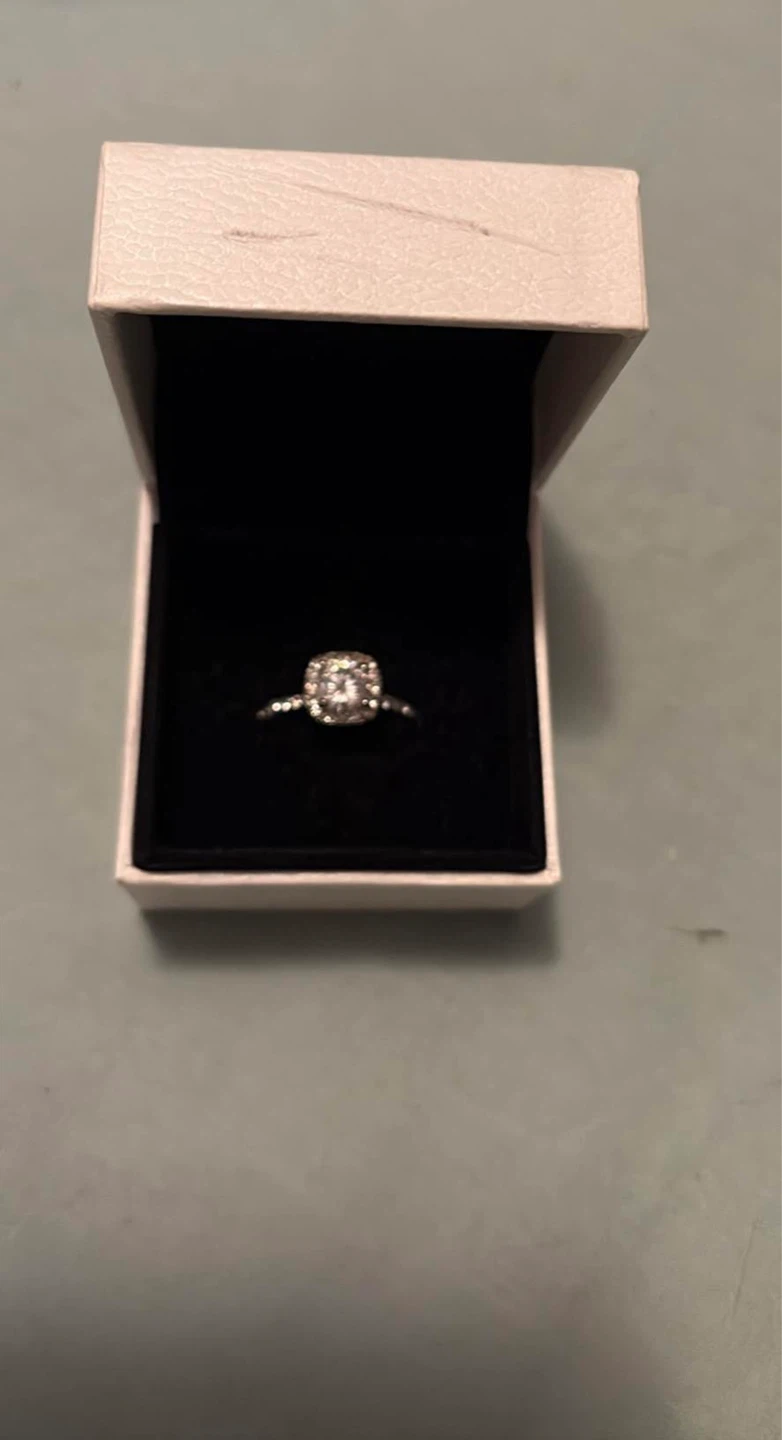 Pandora silver ring size 6 halo