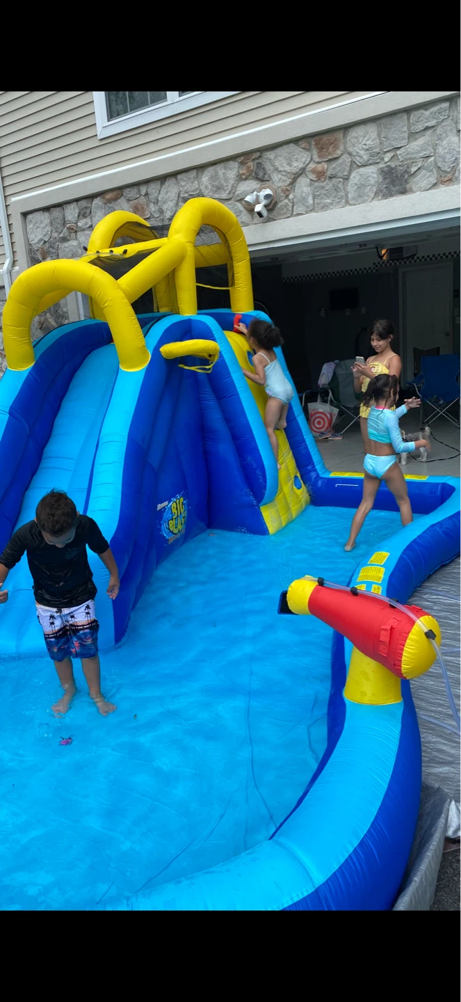 Banzai Slide N' Soak Inflatable Water Park - photo 3