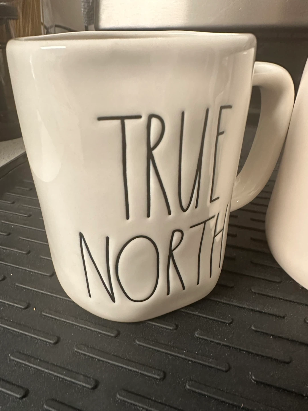 Rae Dunn "Eh?" Canadian Maple Leaf Mug - photo 3