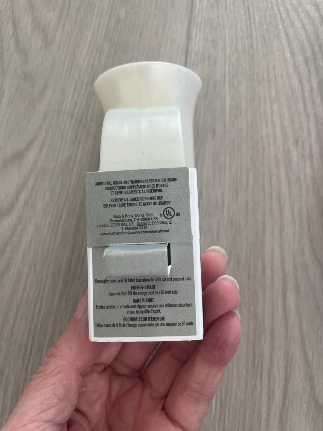Bath & Body Works Wallflowers Plug with 5 Fragrance Refills - photo 4