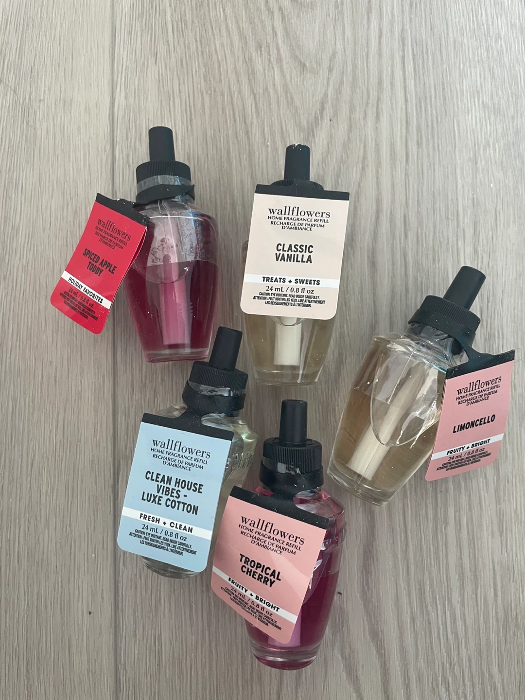 Bath & Body Works Wallflowers Plug with 5 Fragrance Refills - photo 5