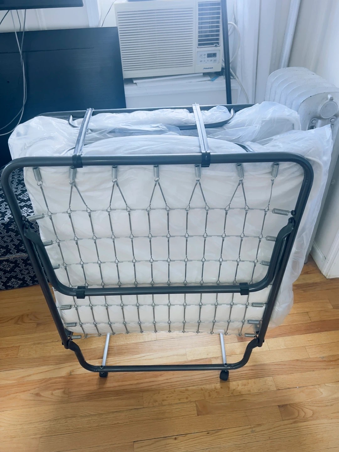 Folding Bed Frame with Mattress - photo 3