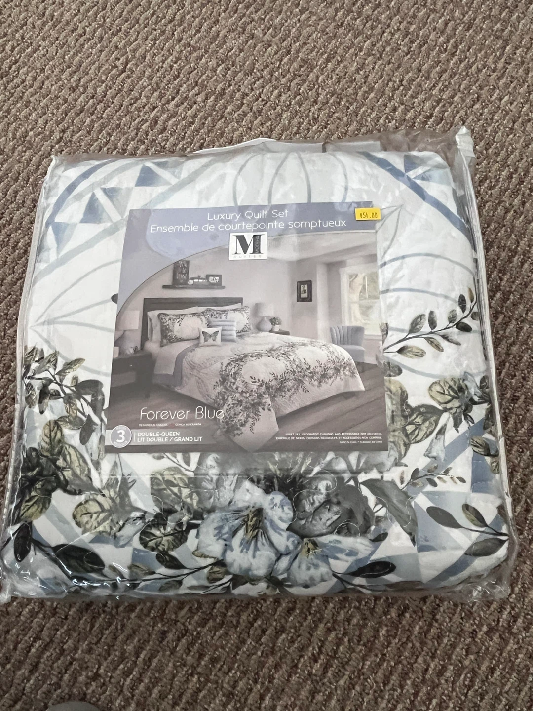 BRAND NEW DOUBLE/QUEEN SIZE COMFORTER SET (SEE LISTING)