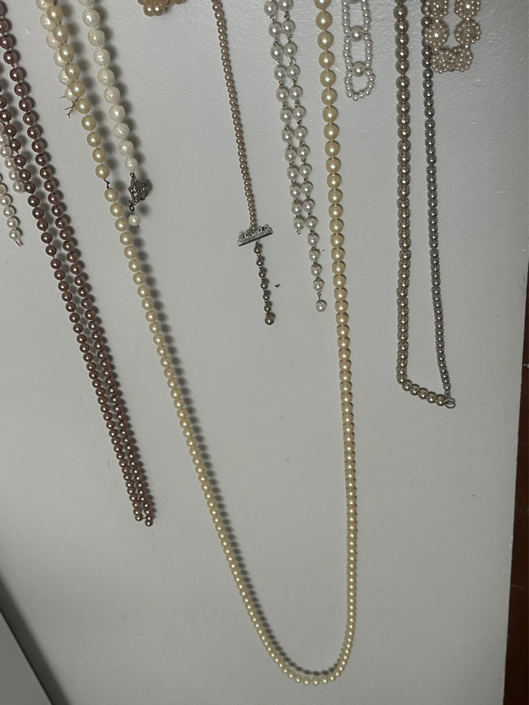 Large faux pearl lot sold as is - photo 5