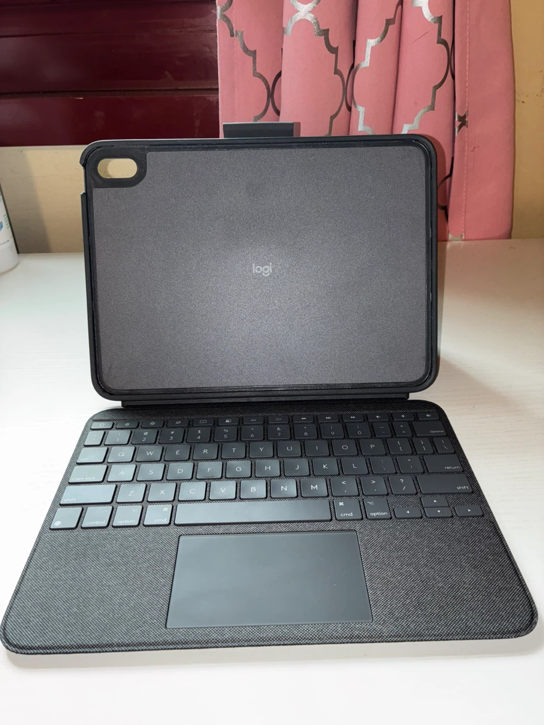 Logitech Folio Keyboard Case iPad A16