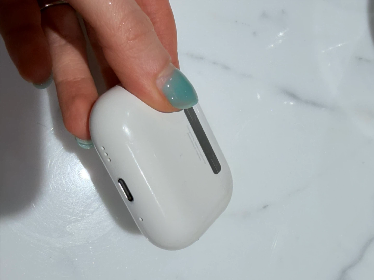 Apple AirPods Pro 3 - photo 2