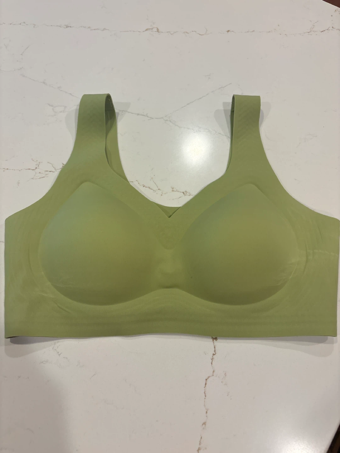 Women's Seamless Sports Bra Bundle (Black, Green, Nude) - photo 4