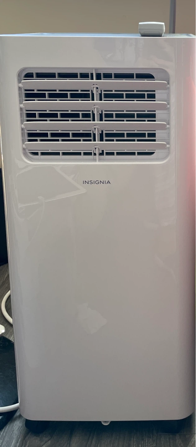 Insignia 3-in-1 Portable Air Conditioner with Dehumidifier - photo 2