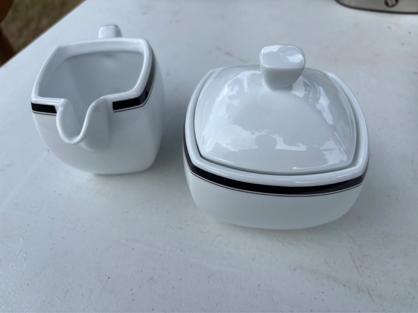 White Creamer and Sugar Bowl Set