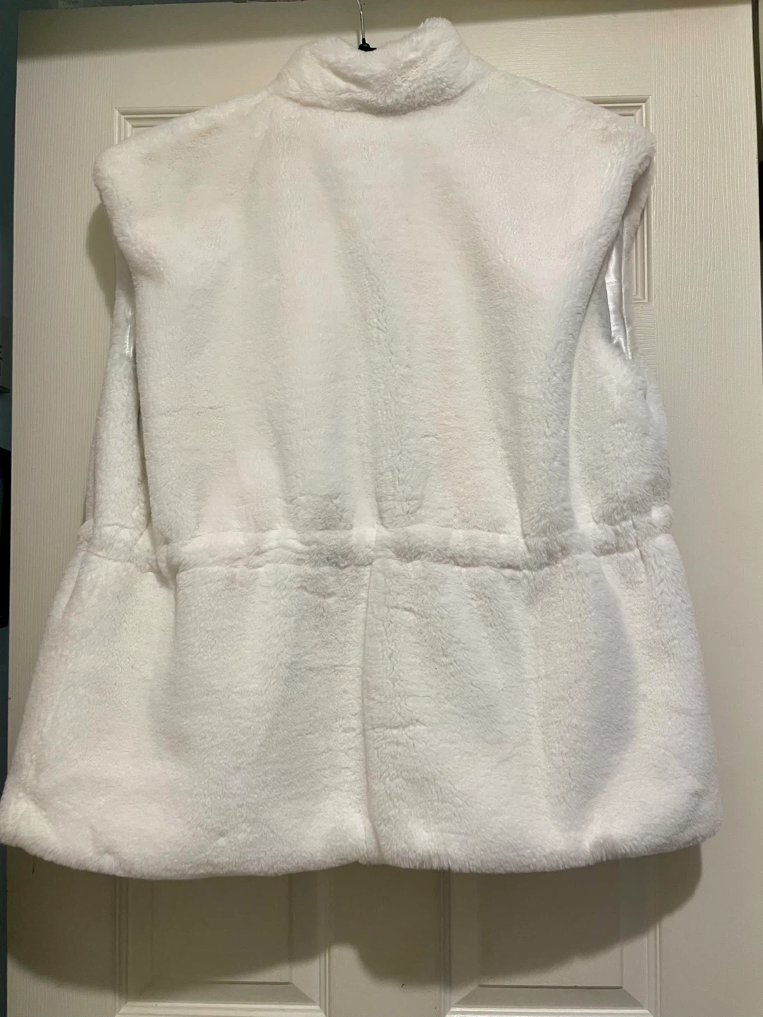 Joseph Ribkoff White Faux Fur Vest XL - photo 5