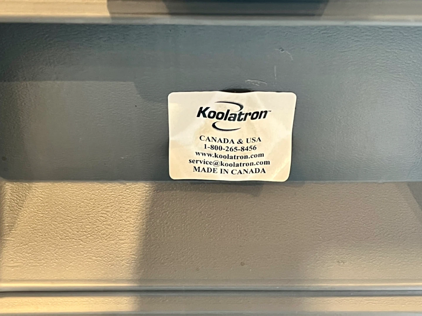 Koolatron portable electric lunch cooler for car or boat. - photo 2