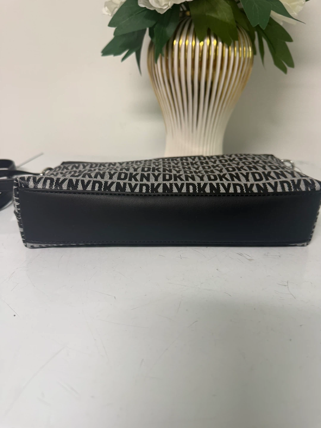 DKNY Shoulder Bag - photo 3