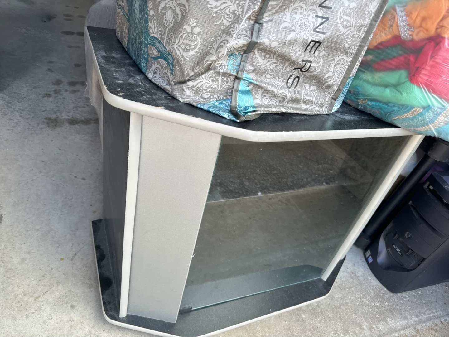 Giveaway stuff - photo 2