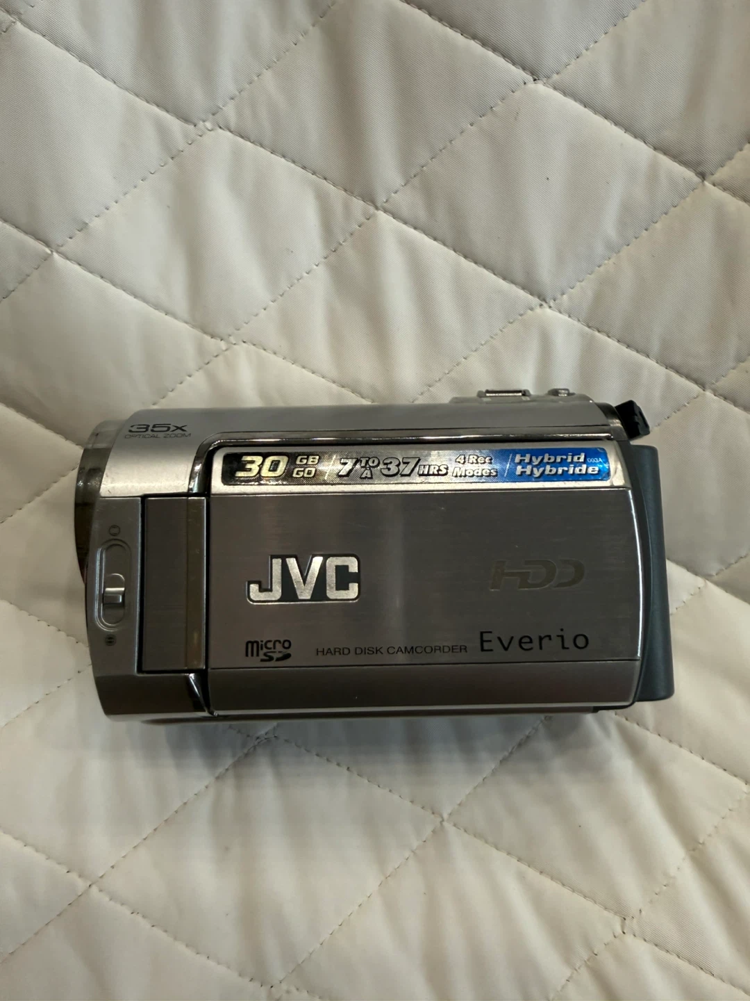 JVC Everio GZ-MG33 Hard Disk Camcorder
