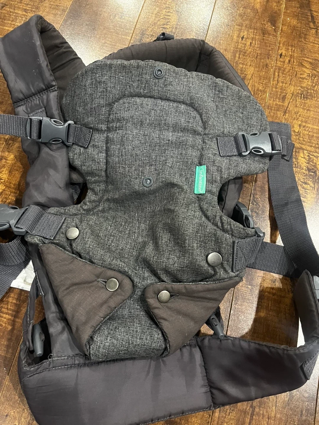 Infantino Baby Carrier - photo 2