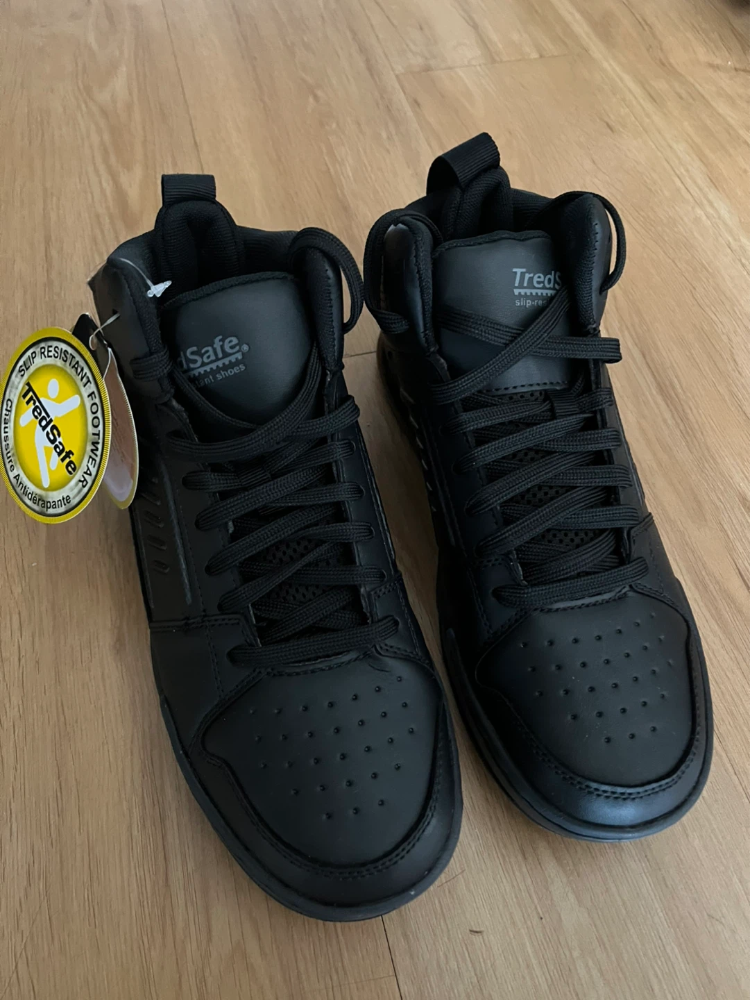 black slip resistant shoes