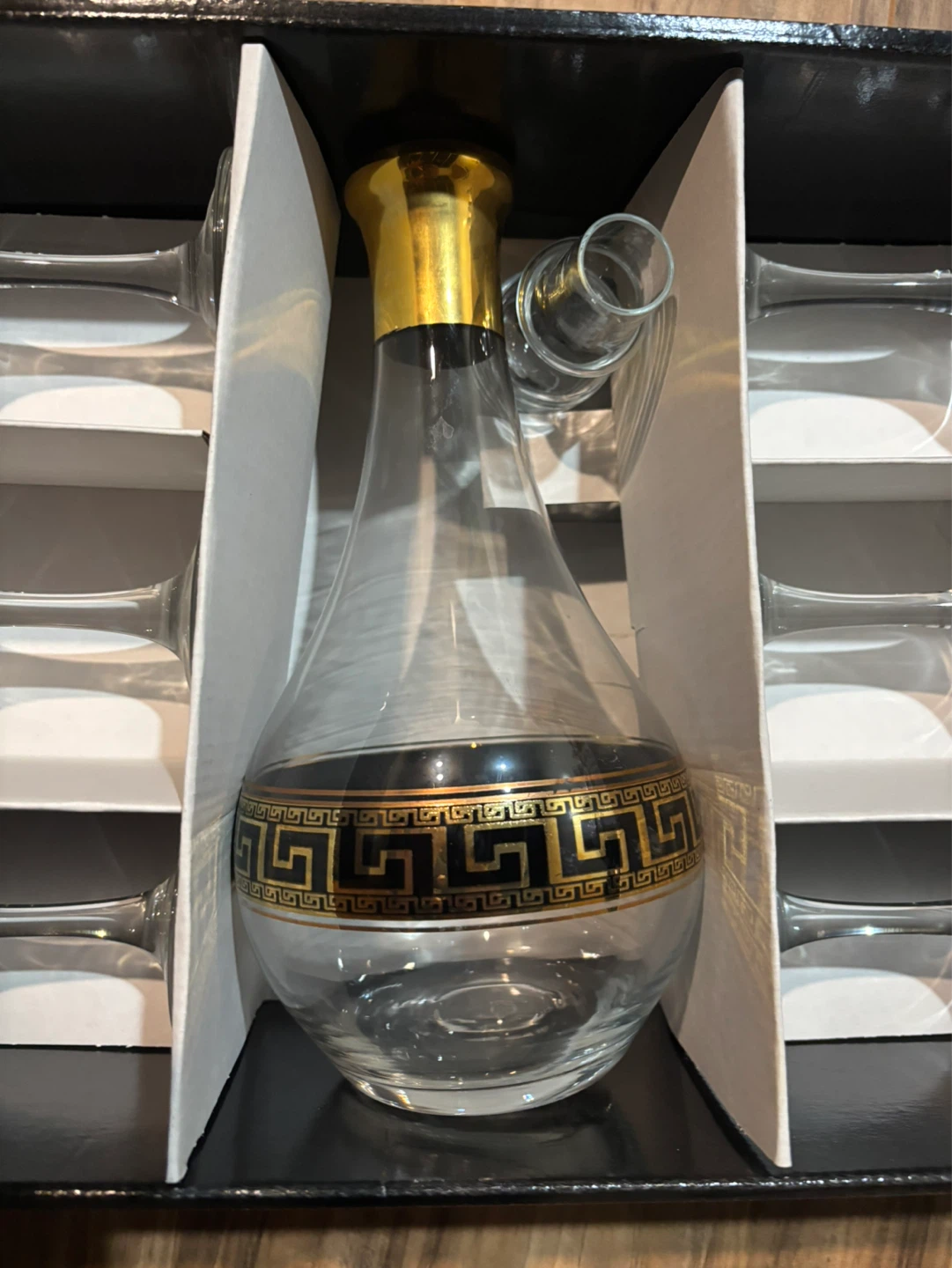Glass Decanter and Wine Glasses Set - photo 3