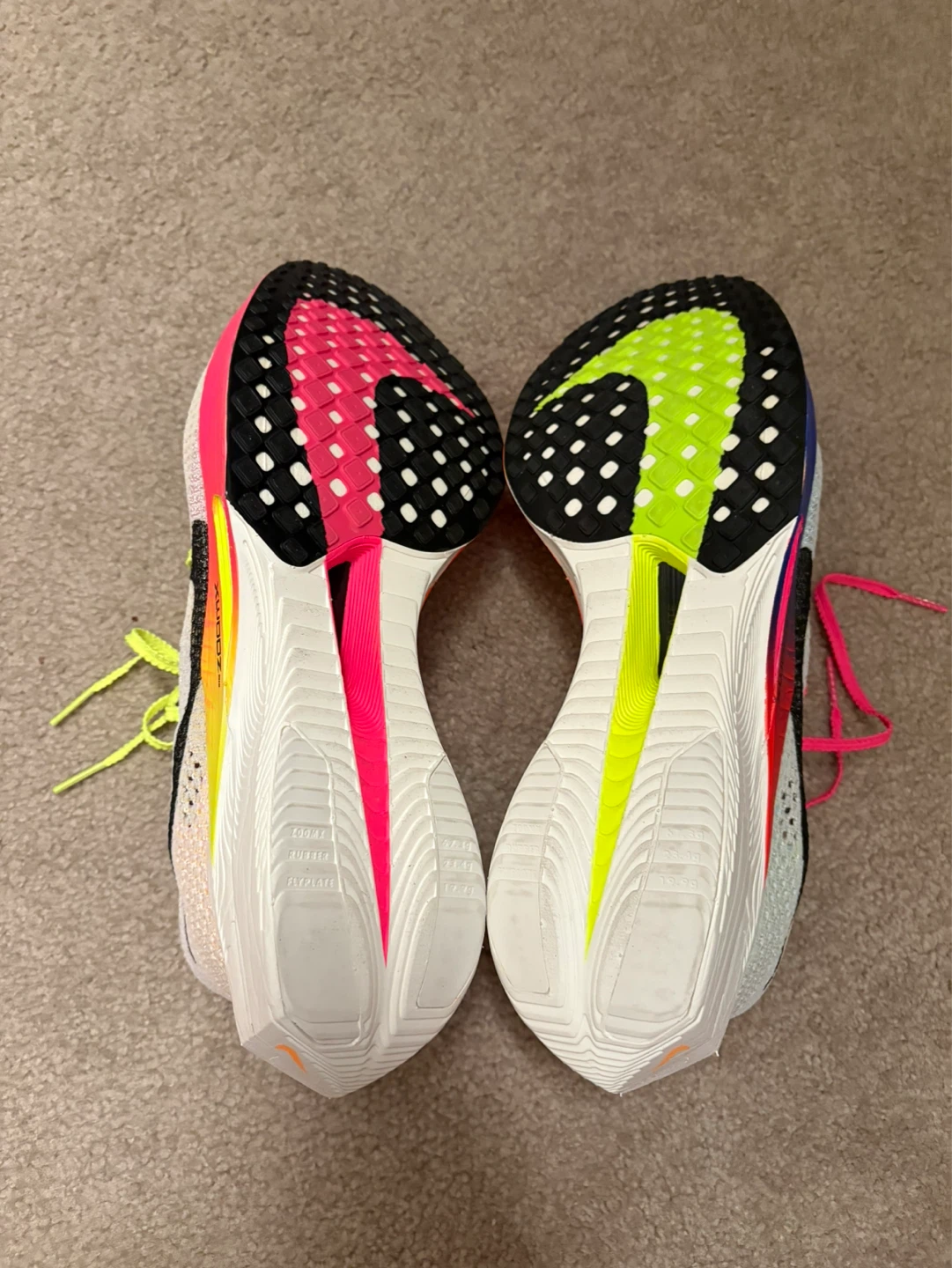 BNIB Nike Vaporfly NEXT% 3 Running Shoes - photo 3