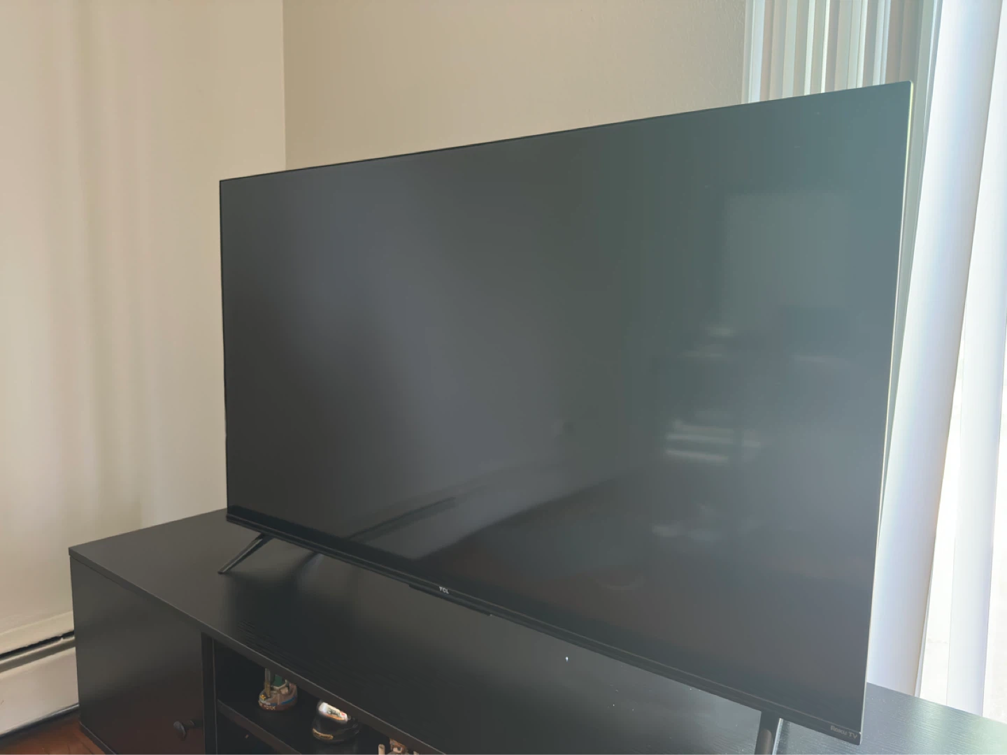 (2025) TCL 43S451 43" Class 4 Series 4K Uhd LED Television - photo 2