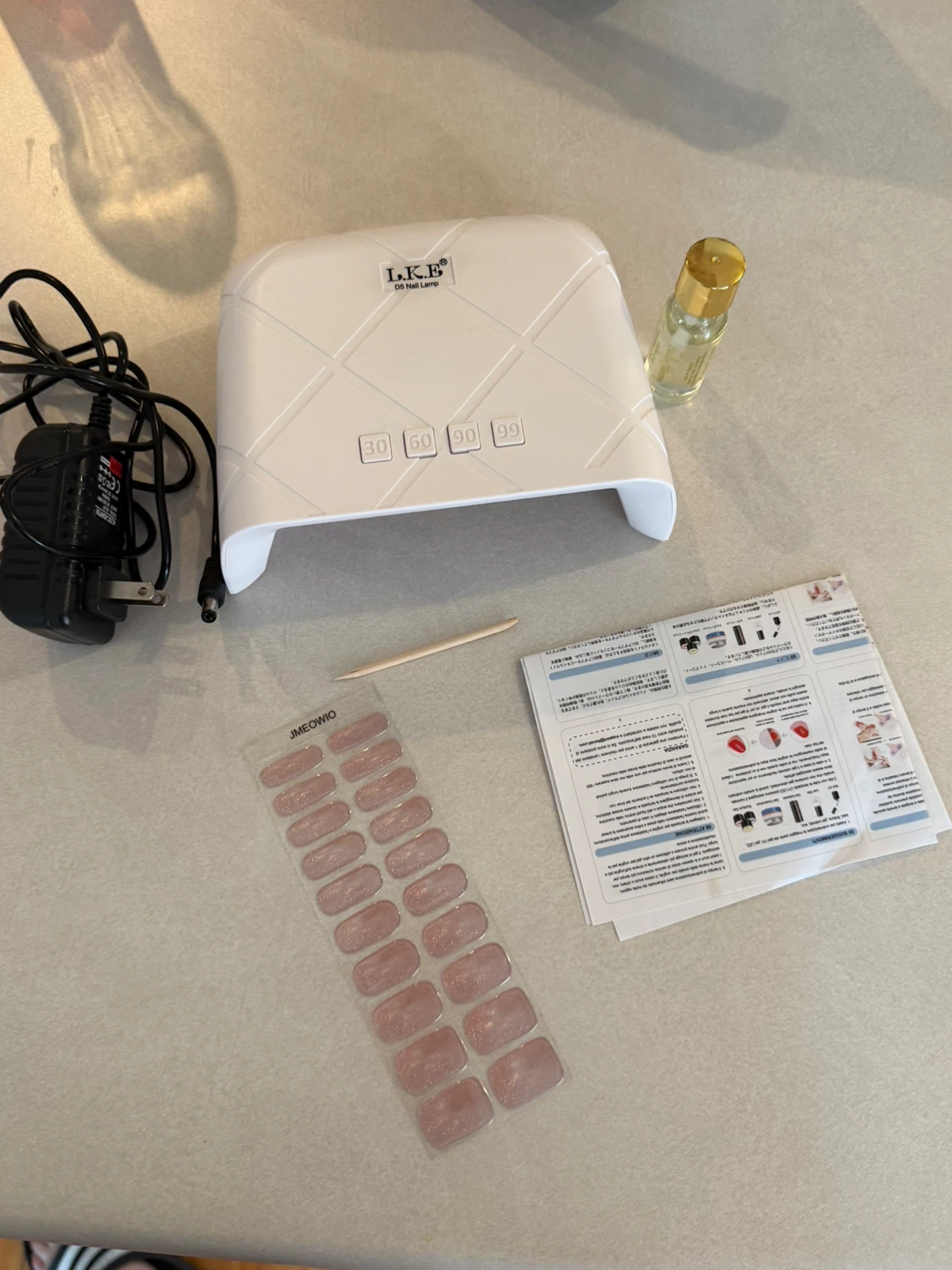 Sally Hansen Vitamin E Oil, LED Nail Lamp, and Nail Stickers Kit - photo 2