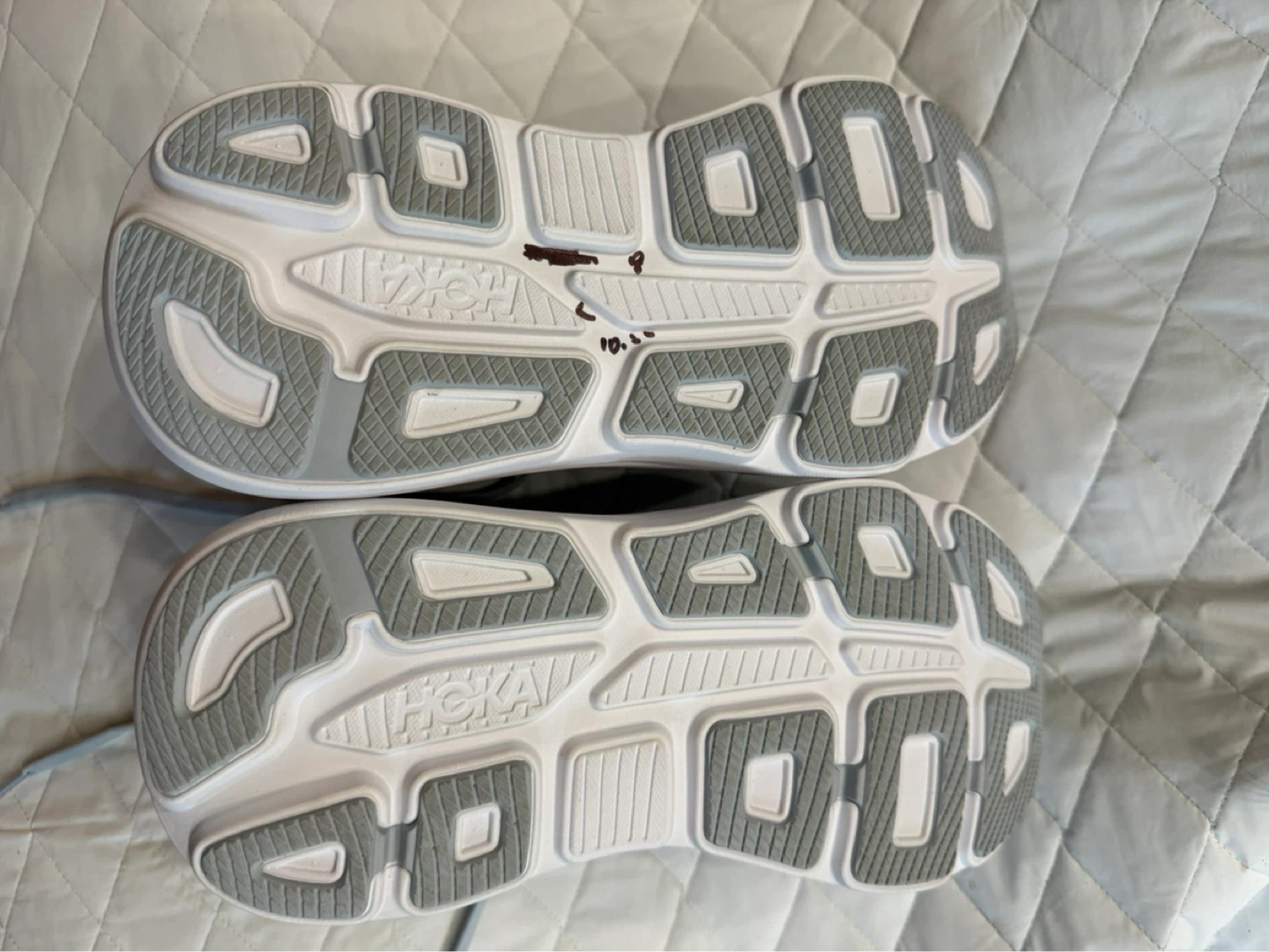 Hoka Bondi 9 Wide Running Shoes US 10.5 - photo 5