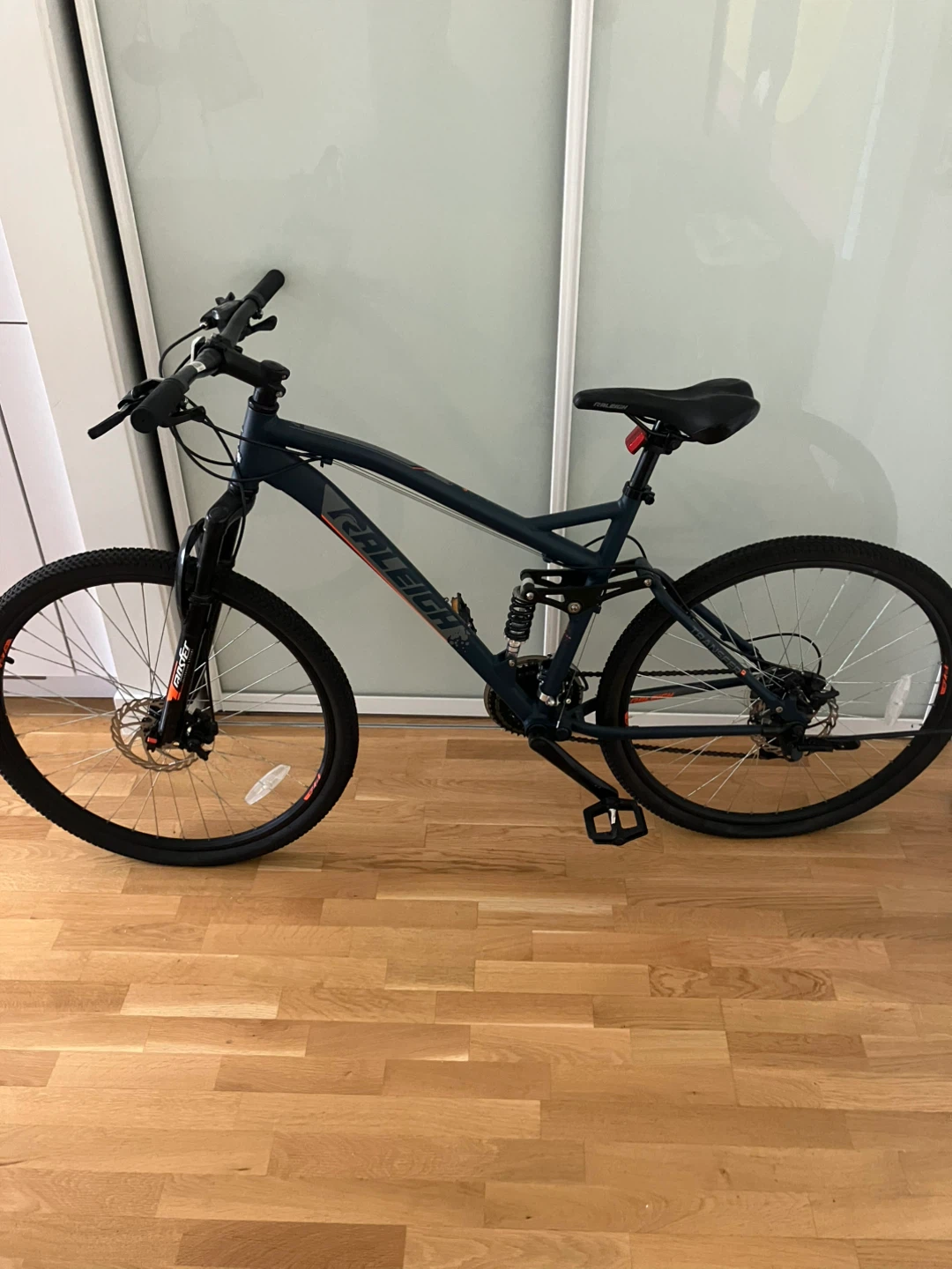 Raleigh Chase Mountain Bike