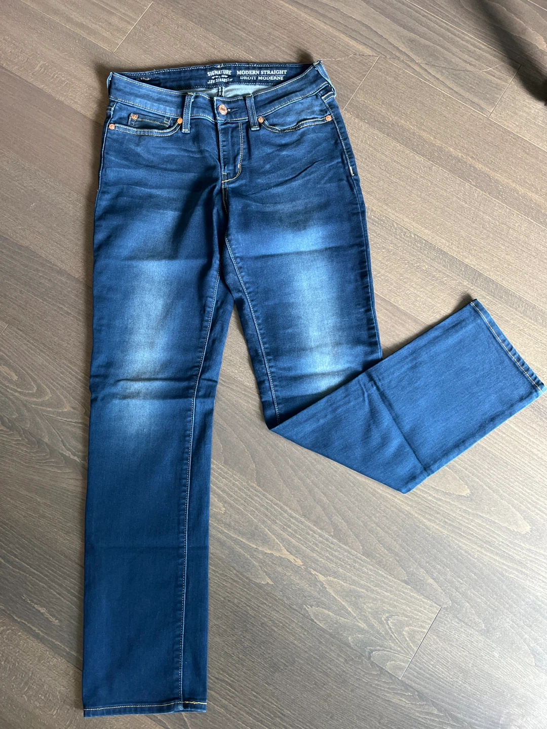 Levi's Signature Modern Straight Jeans - Size W28 L32