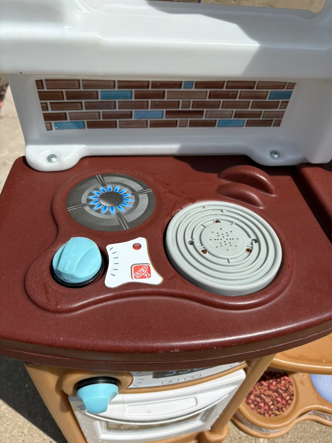 Step2 Kids Play Kitchen - photo 3