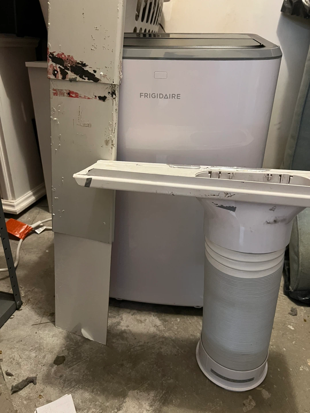 Frigidaire Portable Air Conditioner FHPC132AB1 - photo 2