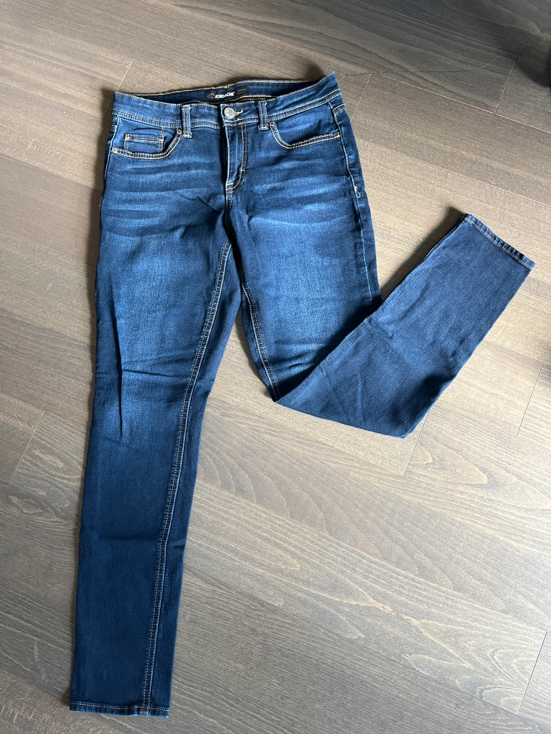 Jordache Skinny Fusele Jeans - Size 8