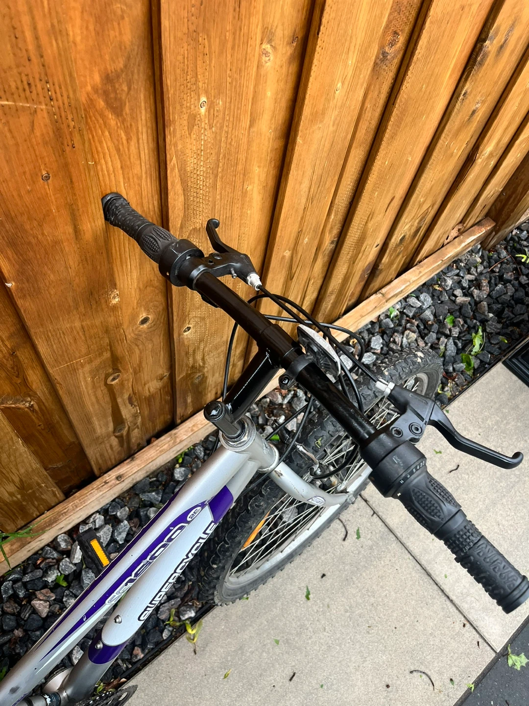 Supercycle Adults Mountain Bike (Like New) - photo 5