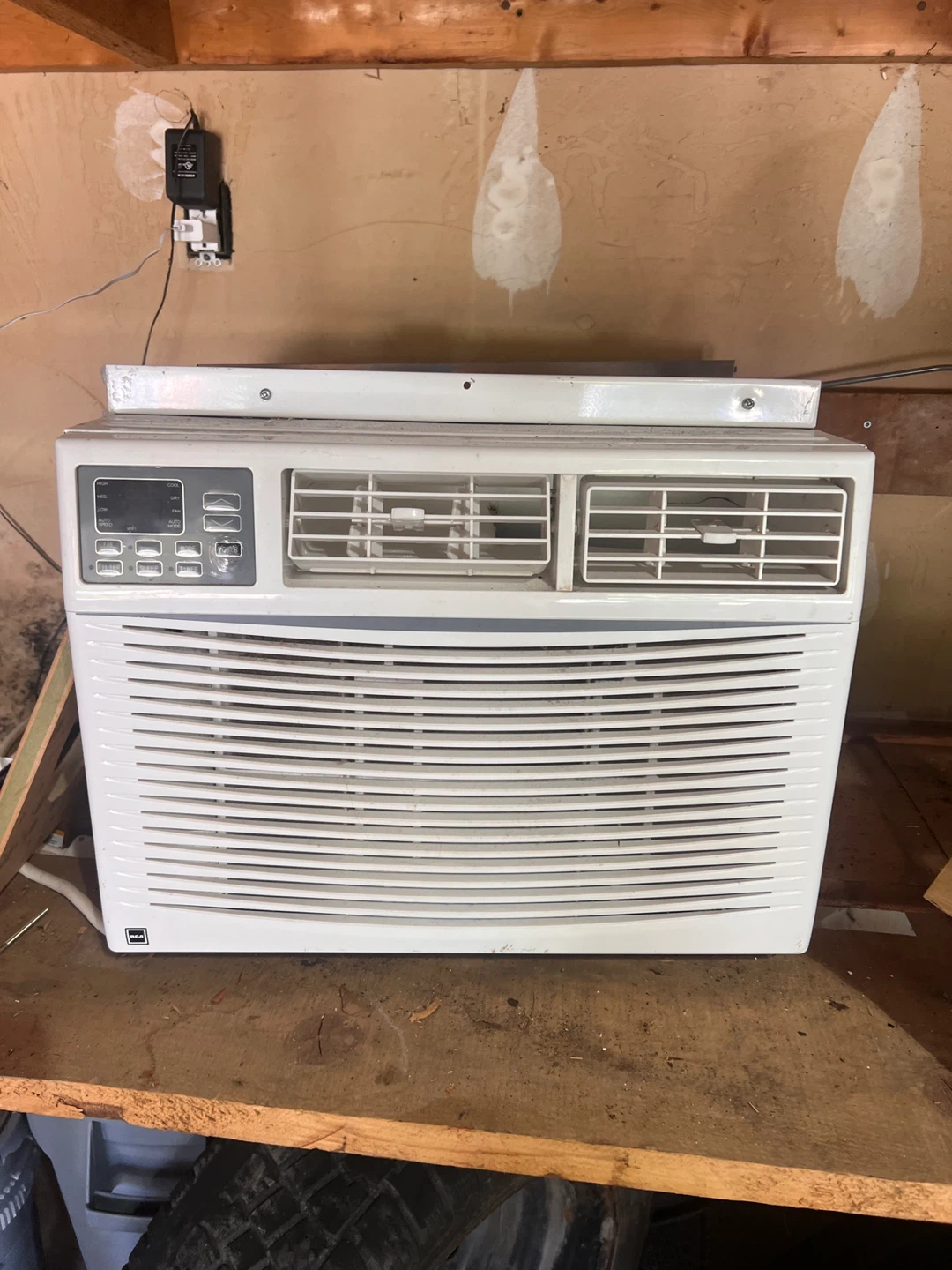 RCA Window Air Conditioner 12000 BTU with Wifi - photo 3