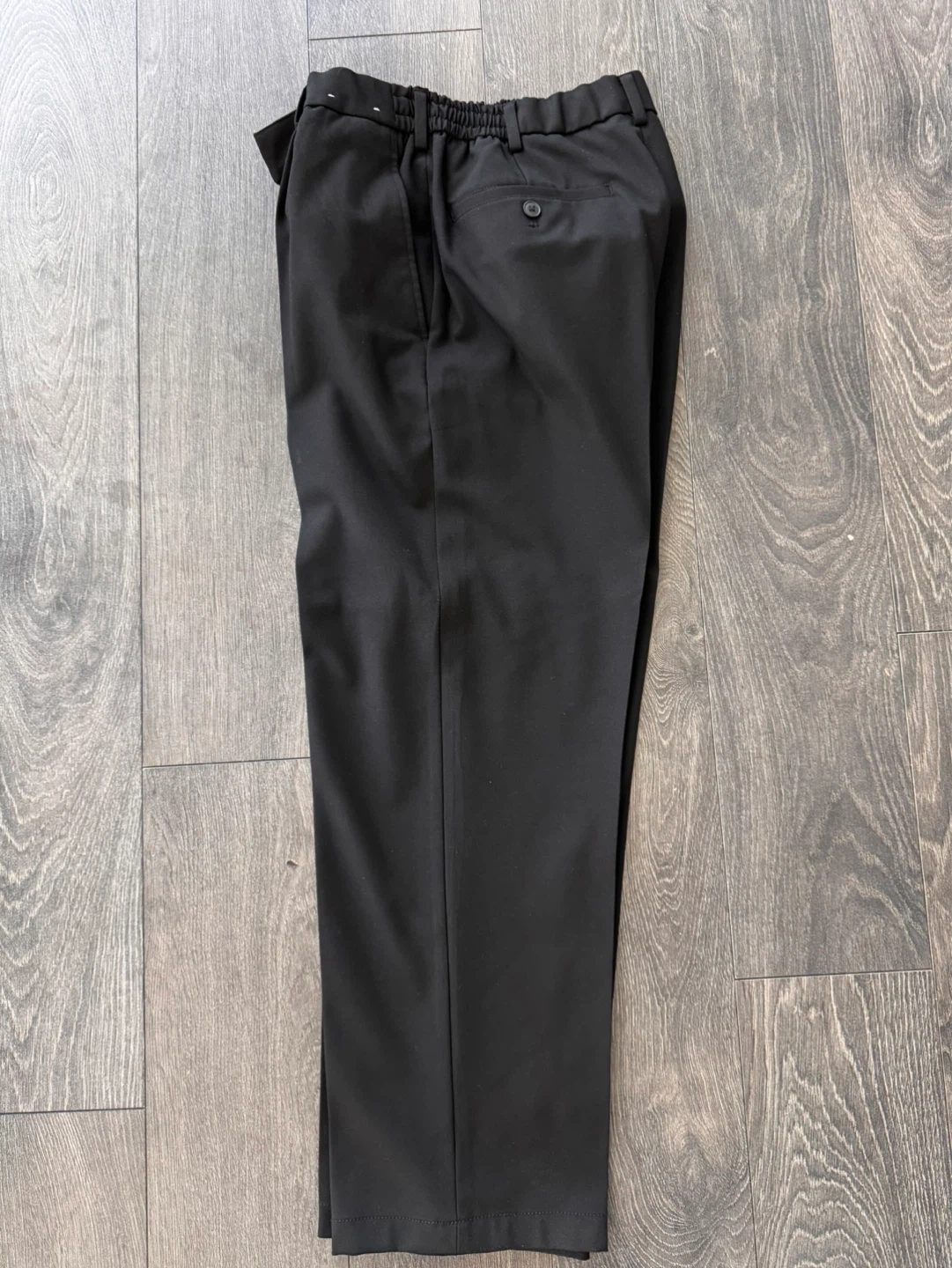 UNIQLO Black Dress Pants - Size M