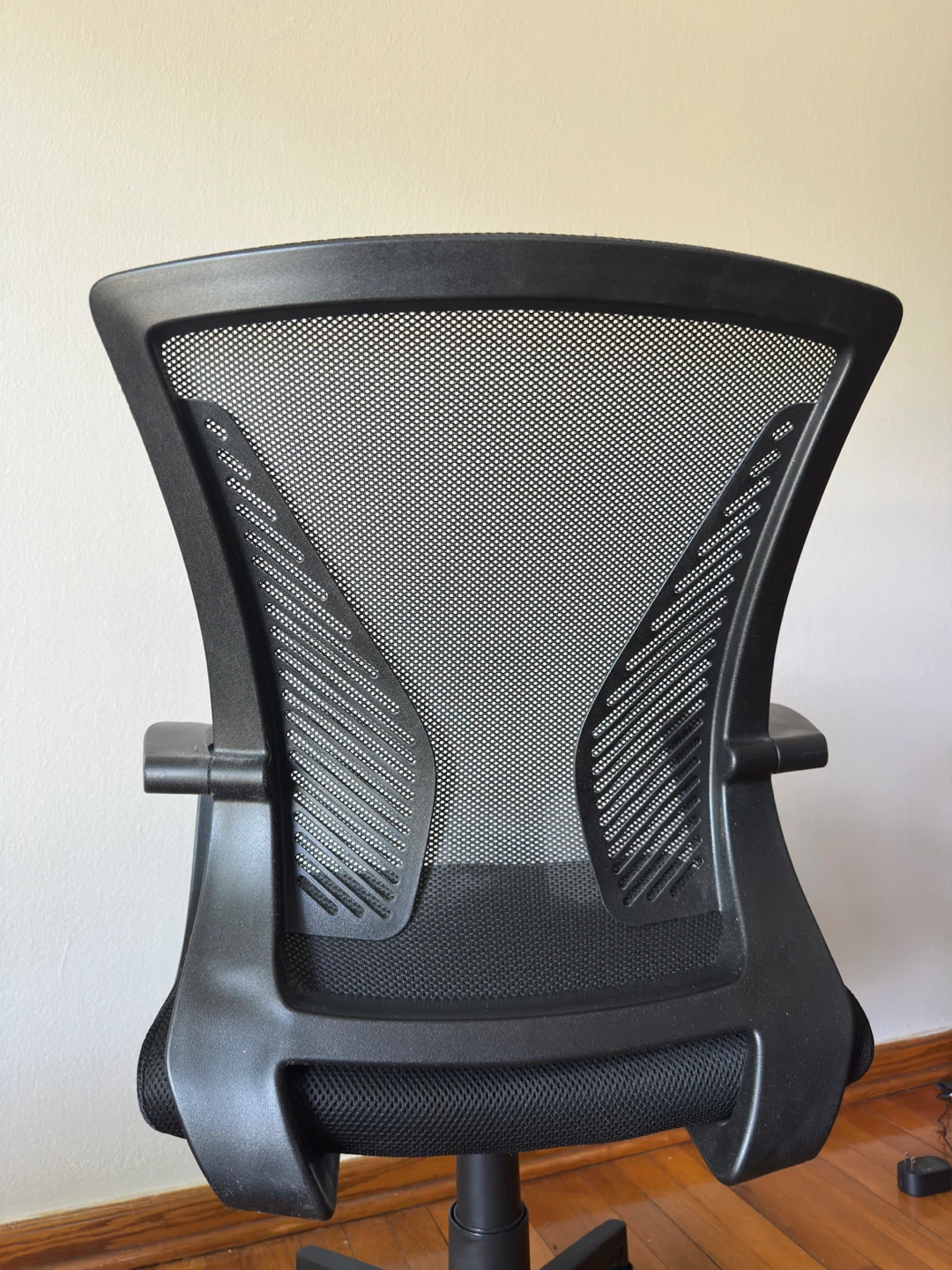 Black Mesh Office Chair - photo 3