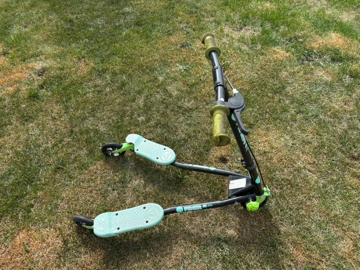 Y Fliker Kids Scooter