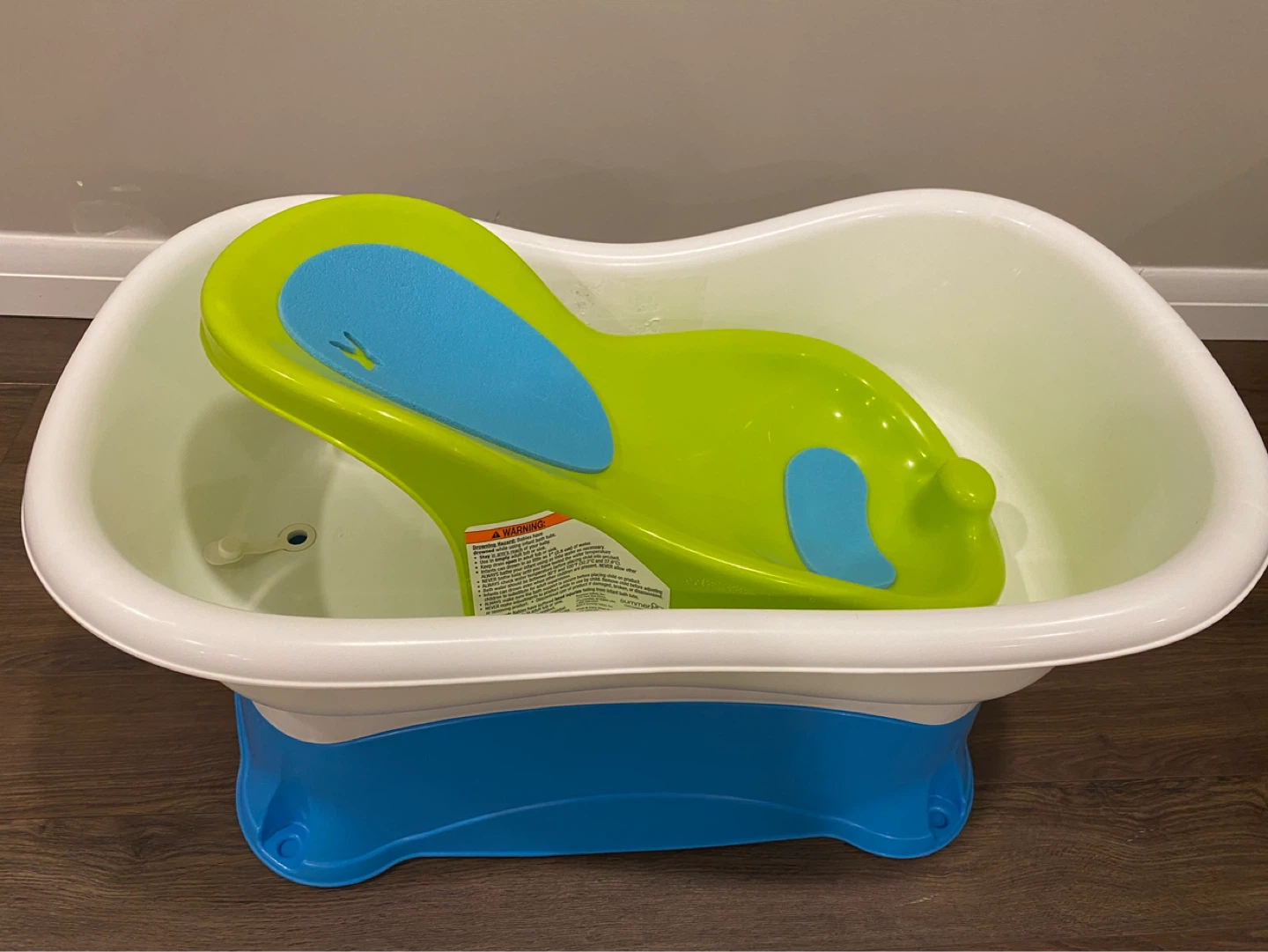 Baby / Infant Bath Tub & Skip Hop Bath Accessories - photo 2