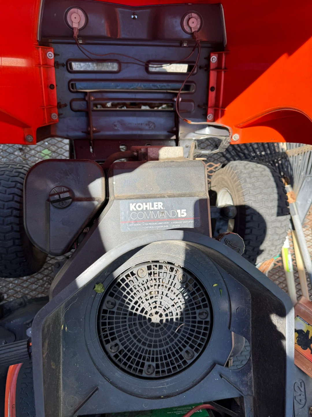 Husqvarna YTH 150 Hydrostatic Riding Mower - photo 2
