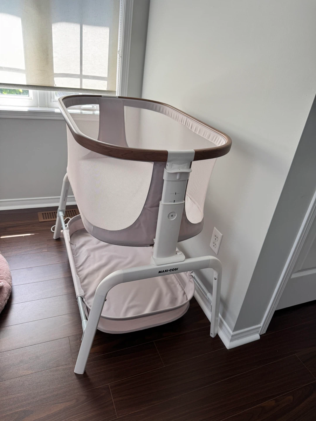 Maxi-Cosi Iora Bassinet - Grey