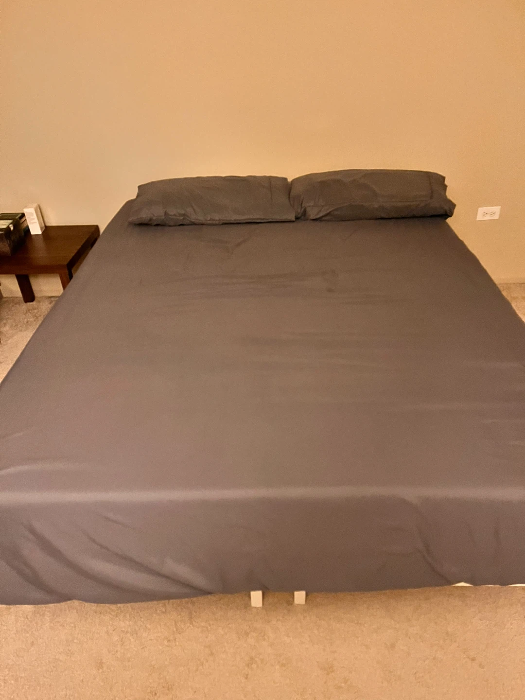 Queen Size Bed Frame with Mattress - photo 4