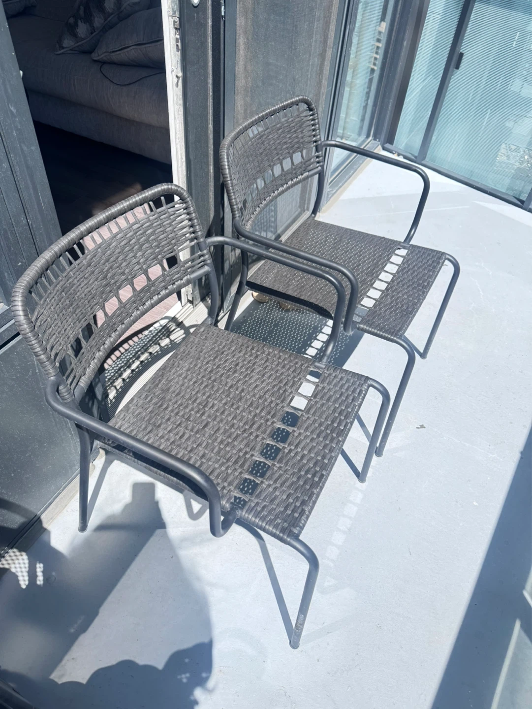 Set of 2 Outdoor Chairs - Grey and Black - photo 4