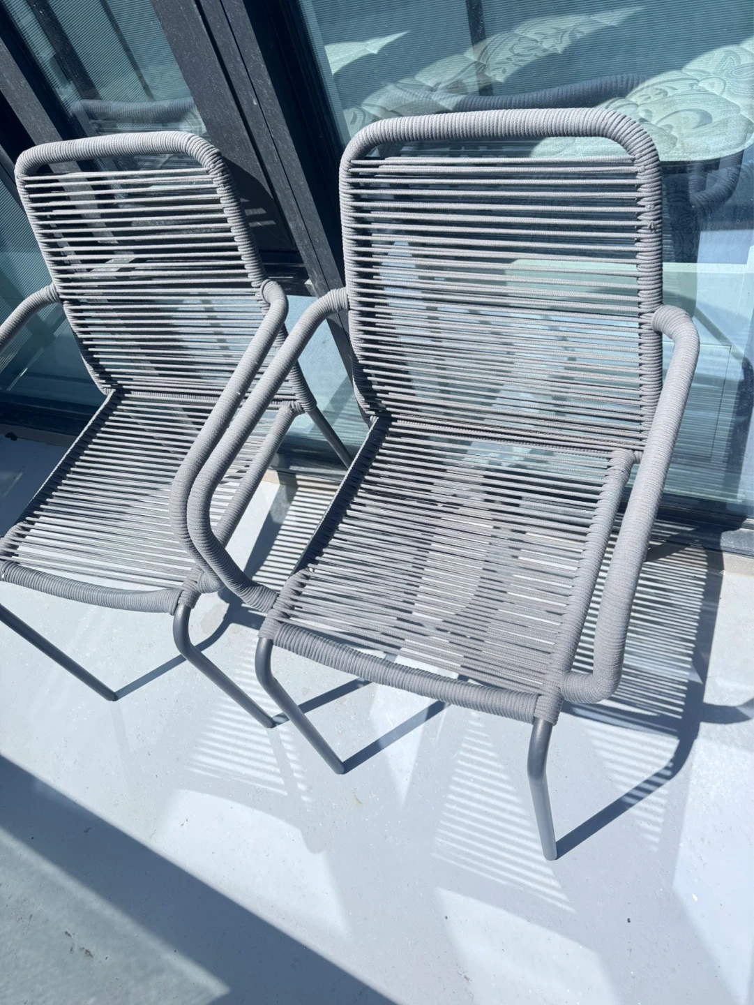 Set of 2 Outdoor Chairs - Grey and Black - photo 3