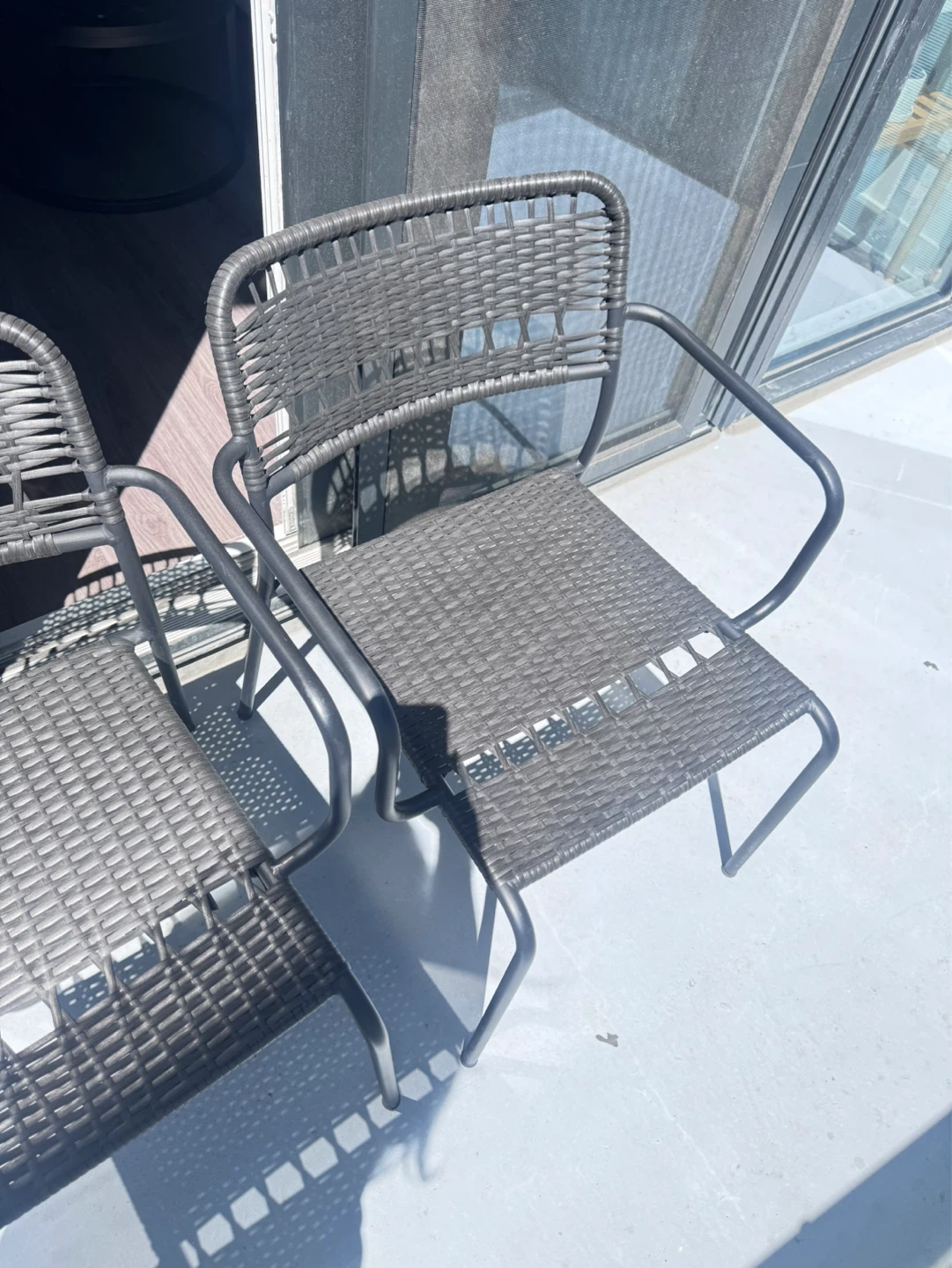 Set of 2 Outdoor Chairs - Grey and Black - photo 5