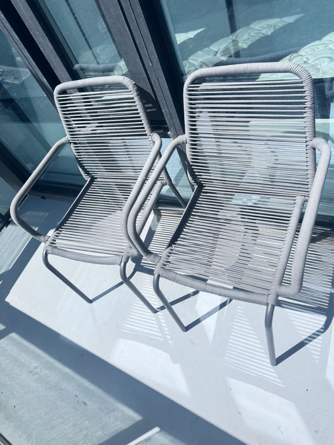 Set of 2 Outdoor Chairs - Grey and Black - photo 2