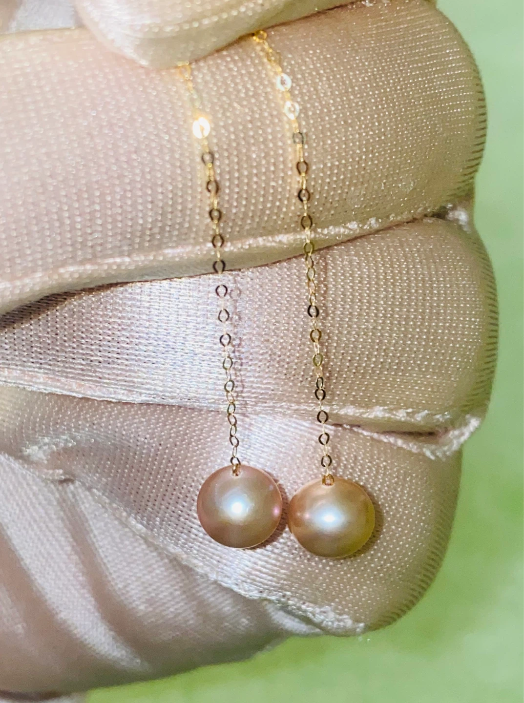 18 K Gold & White Pearl Threader Earrings