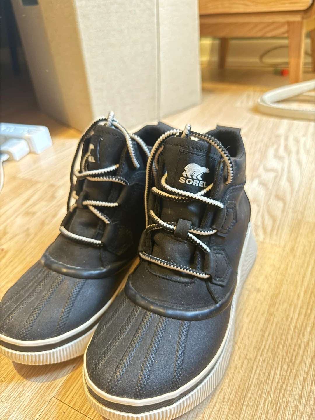 Sorel Out N About IV Waterproof Duck Boots - Size 7