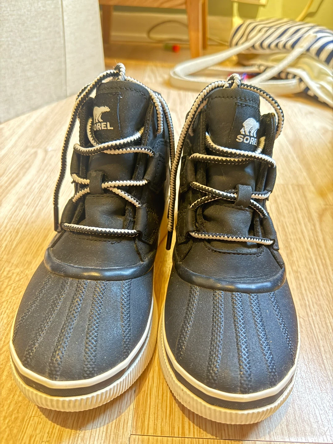 Sorel Out N About IV Waterproof Duck Boots - Size 7 - photo 2