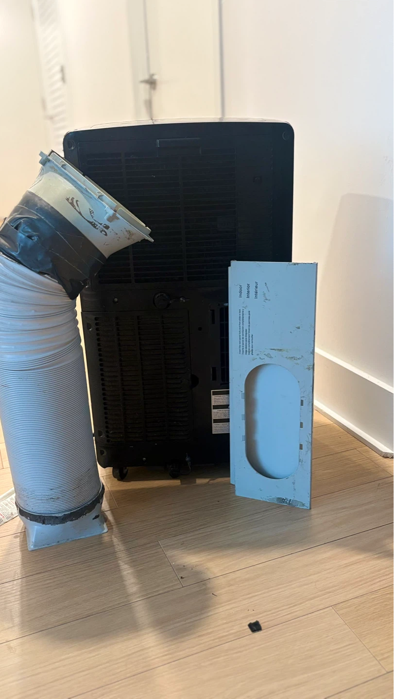 LG Portable Air Conditioner with Exhaust Hose - photo 4