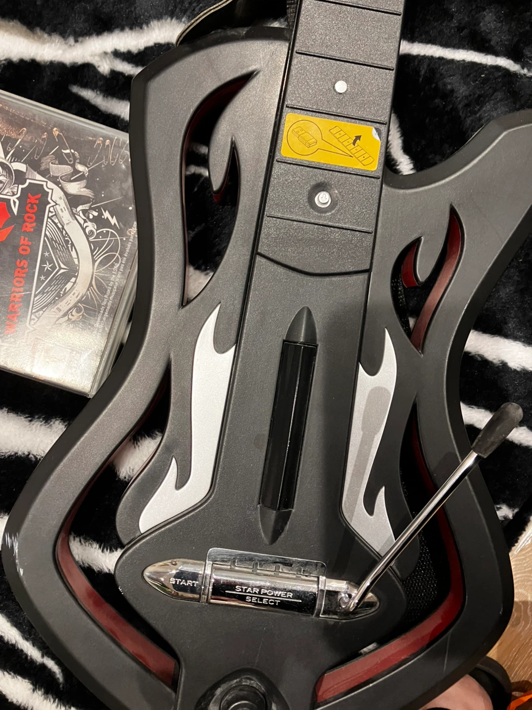 Guitar Hero Warriors of Rock PS3 Guitar Controller & Game - photo 4