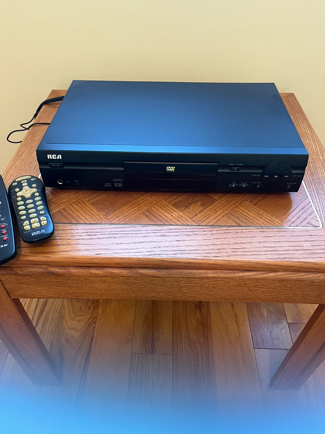 RCA DVD Player with Remote